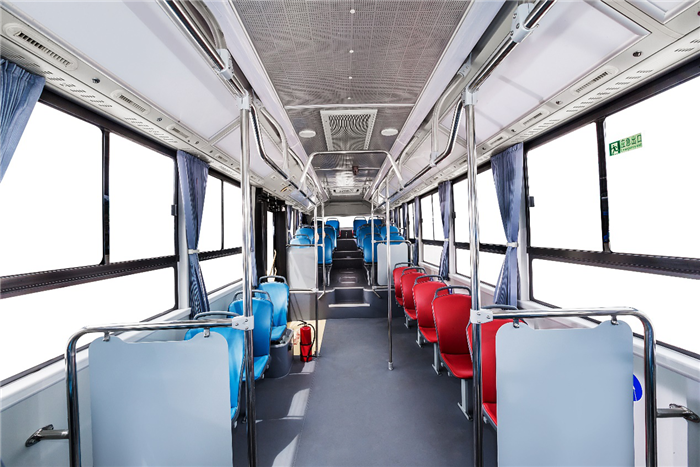引领绿色出行新时代，吉利商用车首款氢燃料公交车和纯电动城间车震撼发布